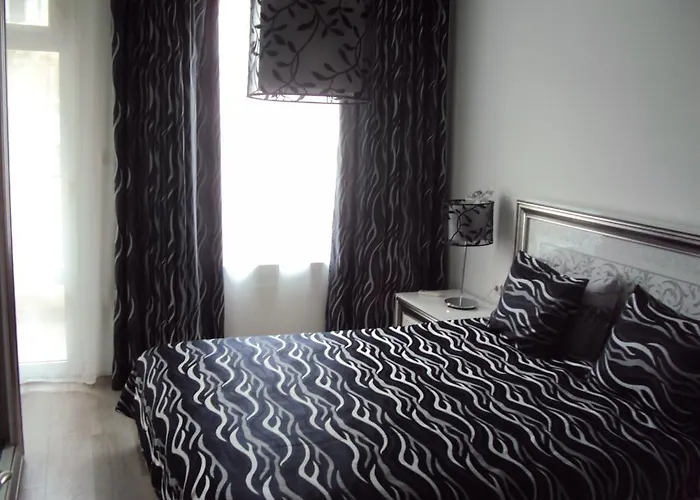 Апартаменти Alyosha